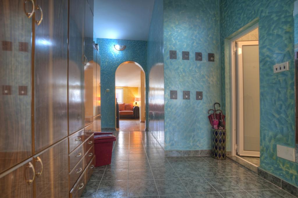 בודווה Apartment Mira מראה חיצוני תמונה
